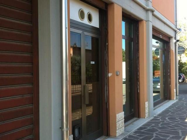 Ufficio in vendita a San Faustino-Madonnina-Quattroville, Modena