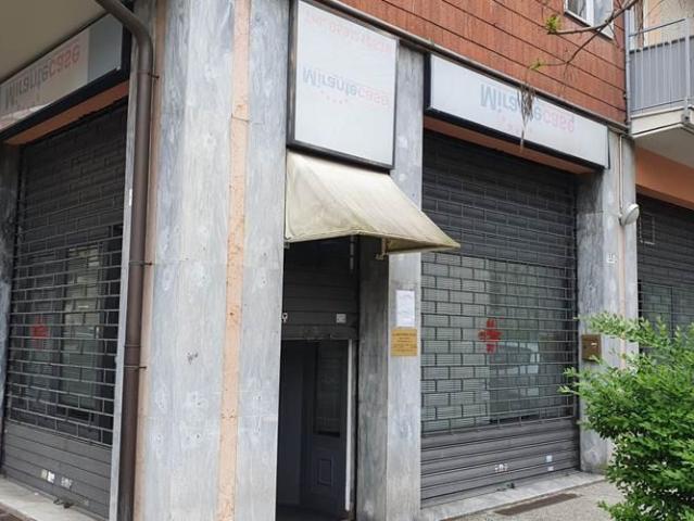 Ufficio in vendita a Centro Storico, Modena