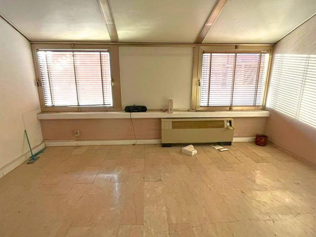 Ufficio in vendita a San Faustino-Madonnina-Quattroville, Modena