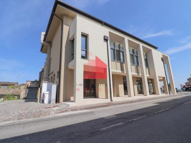 Ufficio in vendita a Moglia, Lombardia