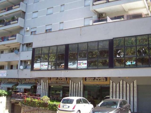 Ufficio in vendita a Calabria, Cosenza