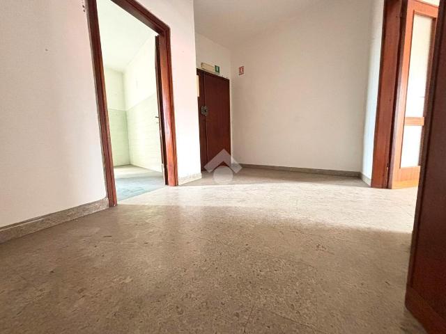 Ufficio in vendita a Montecatini Terme, Gallo