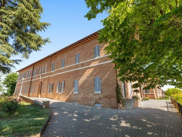 Ufficio in vendita a Abbadia Di Montepulciano, Toscana