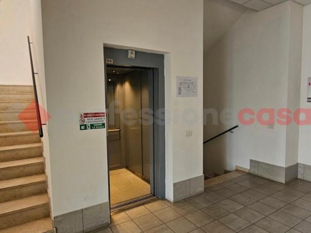 Ufficio in vendita a Monteroni D'arbia, Toscana