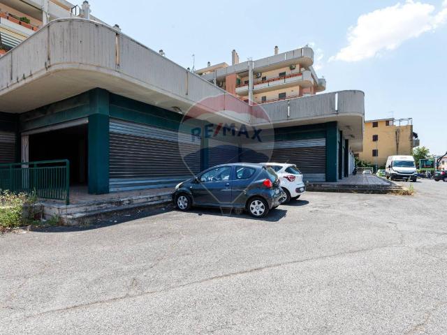 Ufficio in vendita a Monterotondo Scalo, Roma Capitale