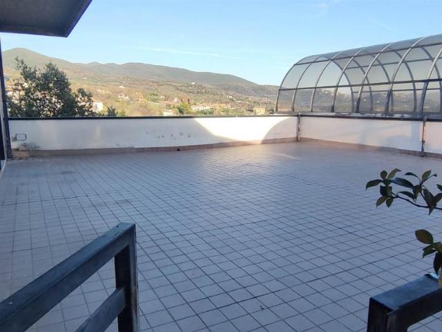 Ufficio in vendita a Montopoli Di Sabina, Lazio