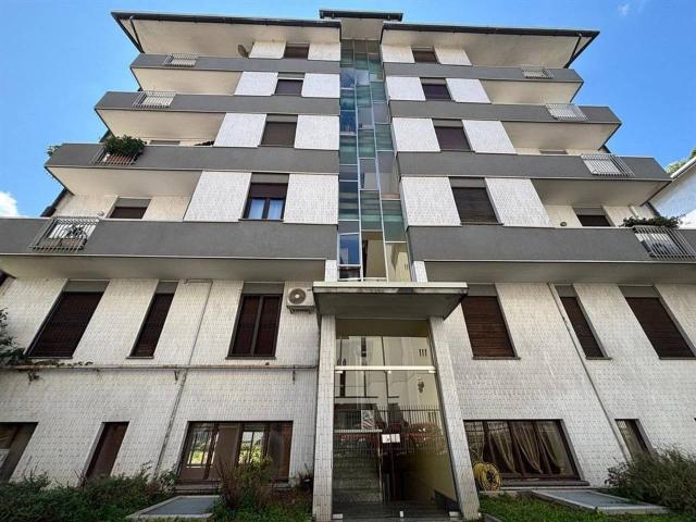 Ufficio in vendita a San Giuseppe, Monza