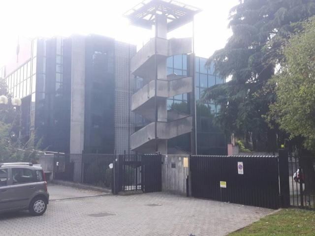Ufficio in vendita a San Fruttuoso, Monza