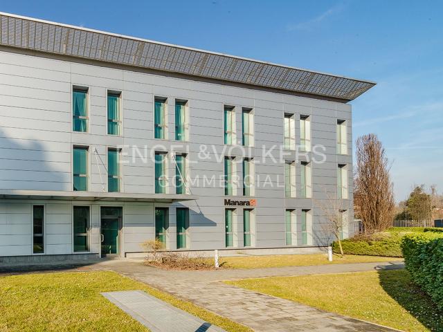 Ufficio in vendita a Rondò dei Pini, Monza