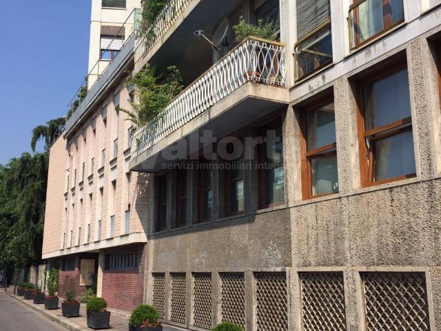 Ufficio in vendita a Centro, Monza