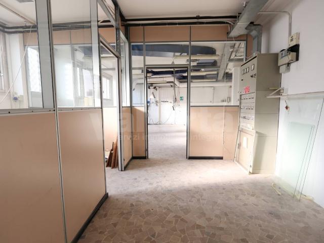 Ufficio in vendita a Centro, Monza