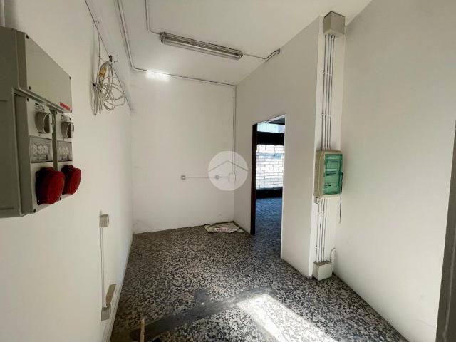 Ufficio in vendita a Mozzanica, Lombardia