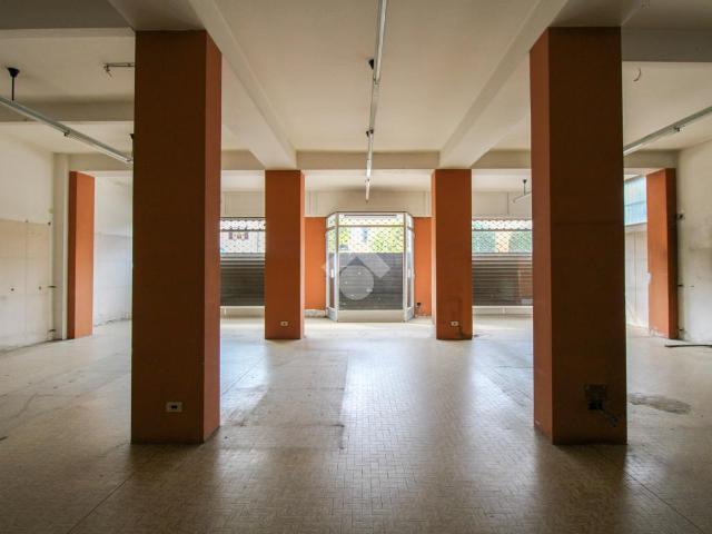 Ufficio in vendita a Dorotina, Mozzo