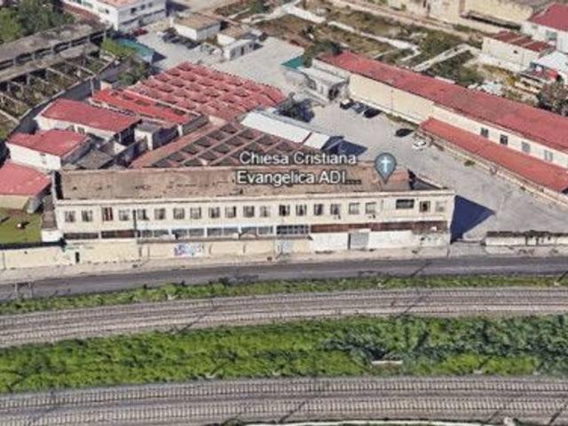 Ufficio in vendita a Poggioreale, Napoli