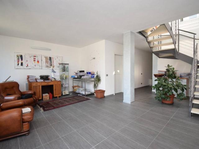 Ufficio in vendita a Noceto, Reggio Emilia