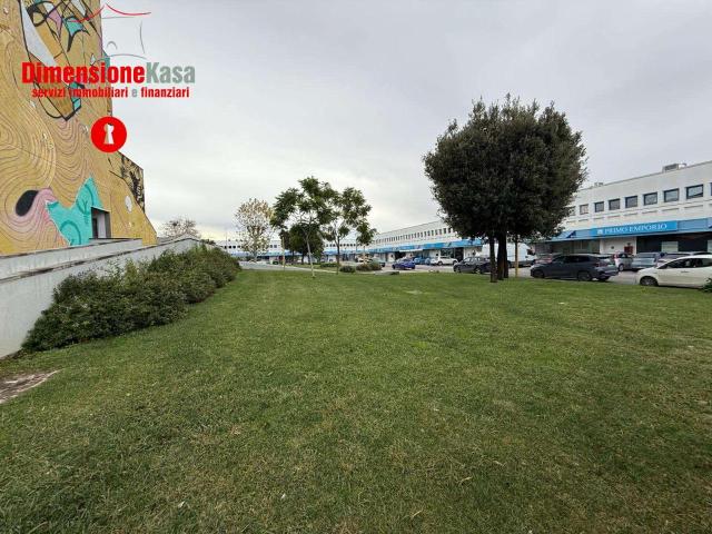 Ufficio in vendita a Nola, Campania