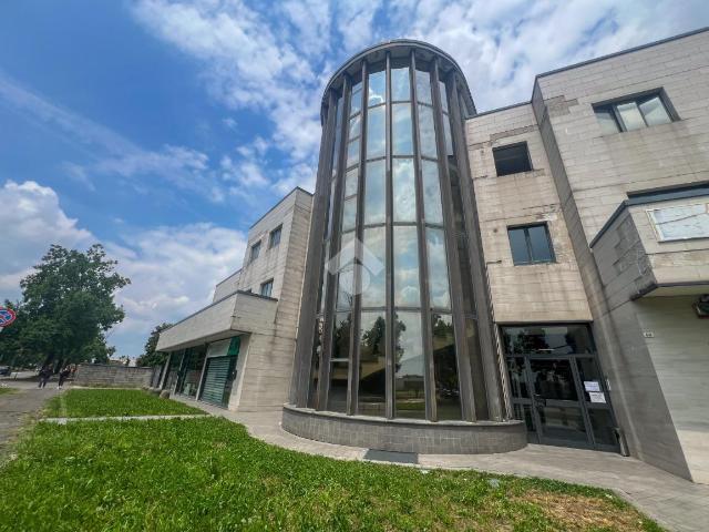 Ufficio in vendita a Cascina Meda, Nova Milanese