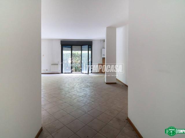 Ufficio in vendita a Nova Milanese, Lombardia