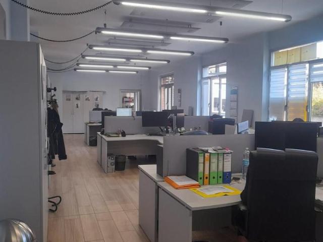 Ufficio in vendita a Novate Milanese, Lombardia