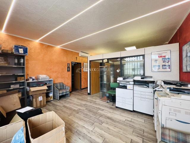 Ufficio in vendita a Noventa Padovana, Padova