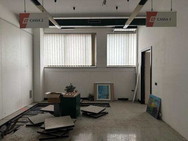 Ufficio in vendita a Piemonte, Novara