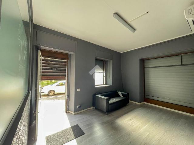 Ufficio in vendita a Ornago, Monza-brianza