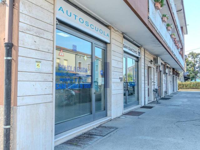 Ufficio in vendita a Ospitaletto, Brescia