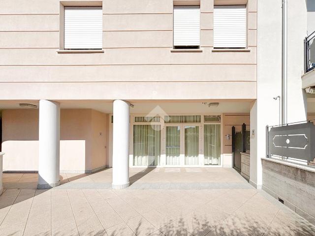 Ufficio in vendita a Ospitaletto, Lombardia