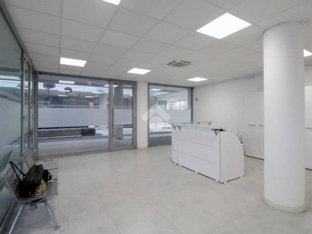 Ufficio in vendita a Ospitaletto, Lombardia