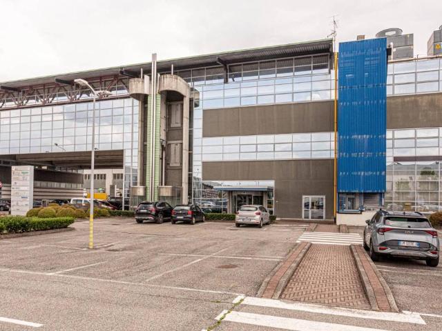 Ufficio in vendita a Zona Omogenea Milano Nord, Paderno Dugnano