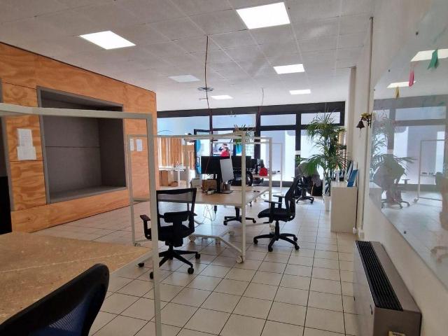Ufficio in vendita a Stanga, Padova