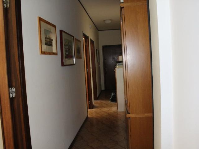 Ufficio in vendita a VI Circoscrizione, Palermo