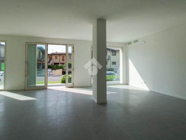 Ufficio in vendita a Paratico, Lombardia