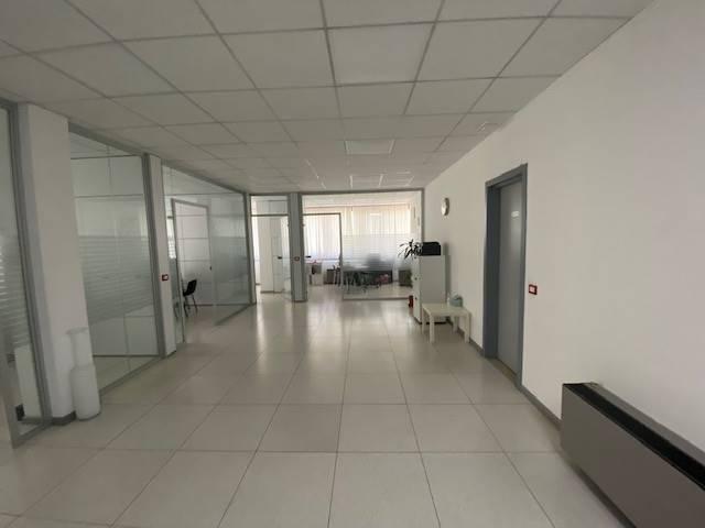 Ufficio in vendita a Lubiana, Sorbolo