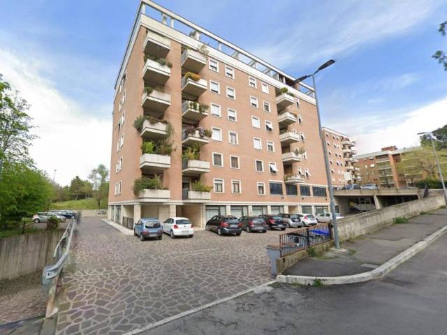 Ufficio in vendita a Madonna Alta, Cenerente
