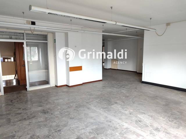 Ufficio in vendita a Madonna Alta, Cenerente