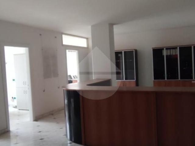 Ufficio in vendita a Sant'Erminio, Cenerente
