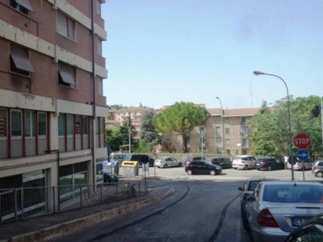 Ufficio in vendita a Madonna Alta, Cenerente