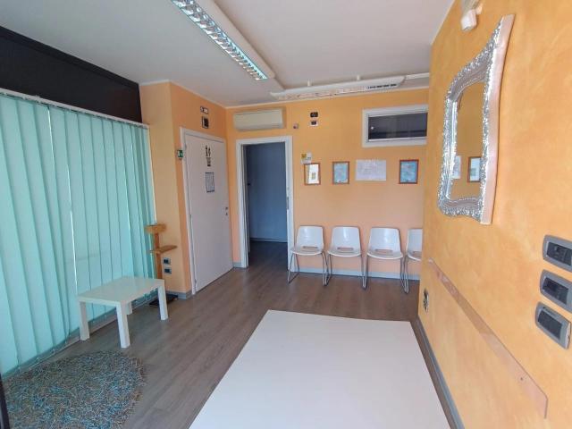 Ufficio in vendita a Ponte San Giovanni, Cenerente