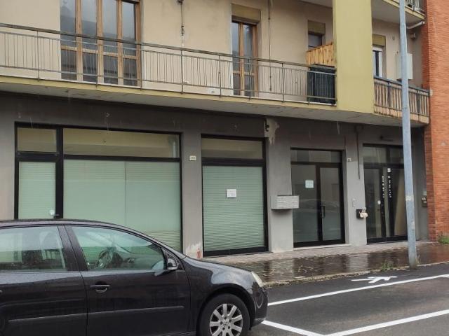 Ufficio in vendita a Marche, Pesaro E Urbino