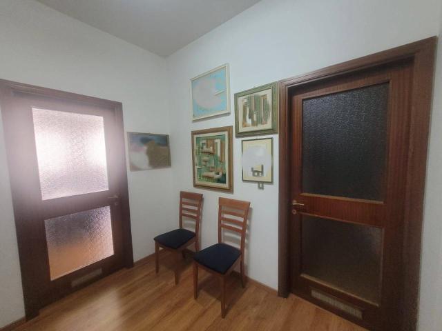 Ufficio in vendita a Pescara, Abruzzo