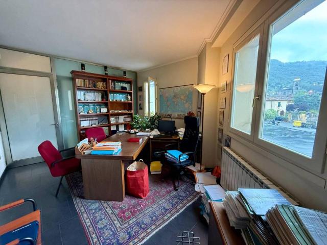 Ufficio in vendita a Pescia, Castellare