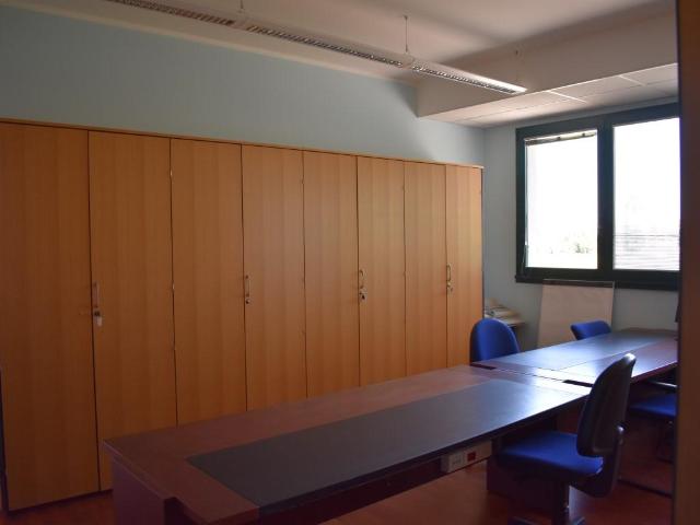 Ufficio in vendita a Quartiere Sant'Anna, Piove Di Sacco