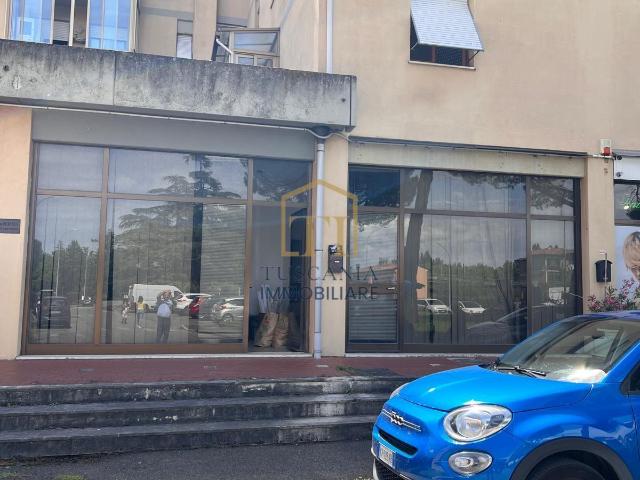 Ufficio in vendita a Centro, Poggibonsi