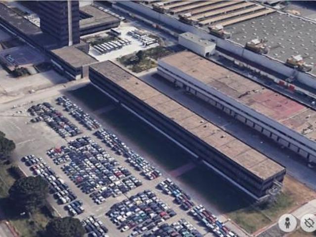 Ufficio in vendita a Pomigliano D'arco, Campania