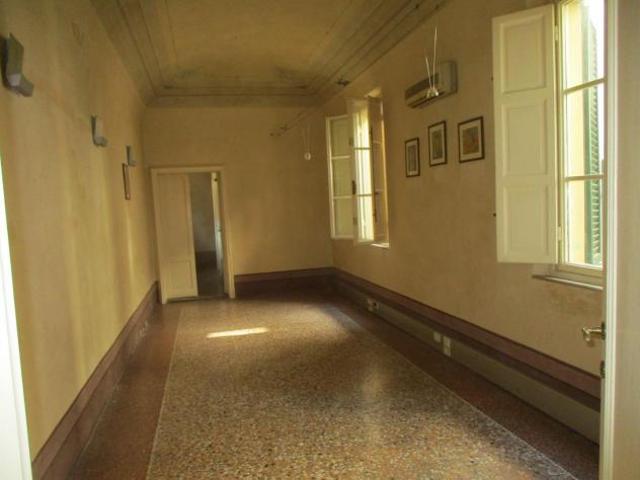 Ufficio in vendita a Pontedera, Toscana