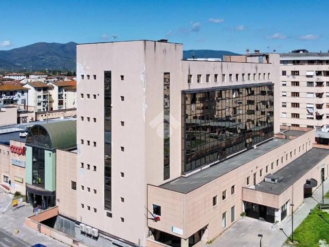 Ufficio in vendita a Pontedera, Toscana