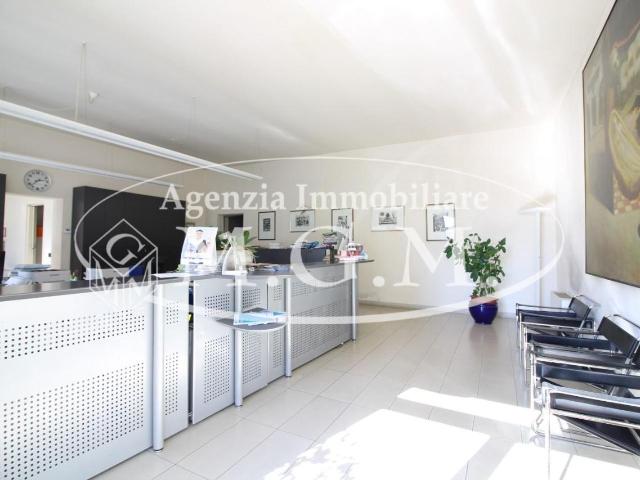 Ufficio in vendita a Bellaria, Pontedera