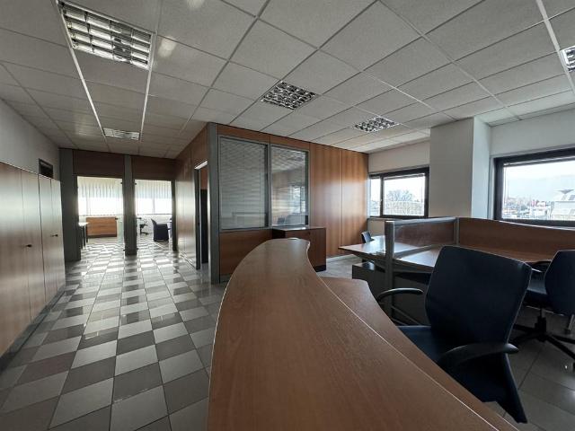 Ufficio in vendita a Rorai Grande, Pordenone