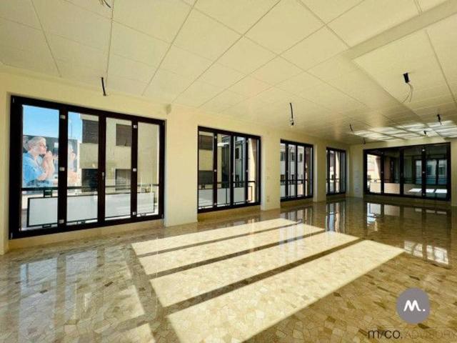 Ufficio in vendita a Pordenone, Friuli-Venezia Giulia